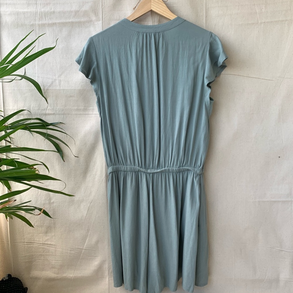 Gap, NWT sage green romper, size L/G - Picture 2 of 3